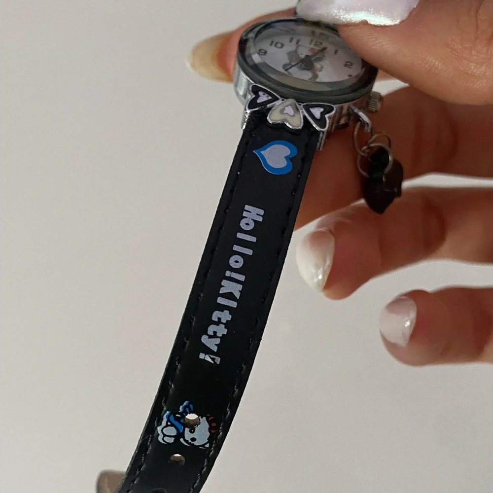 Hello Kitty Watch - Picture 3 of 4